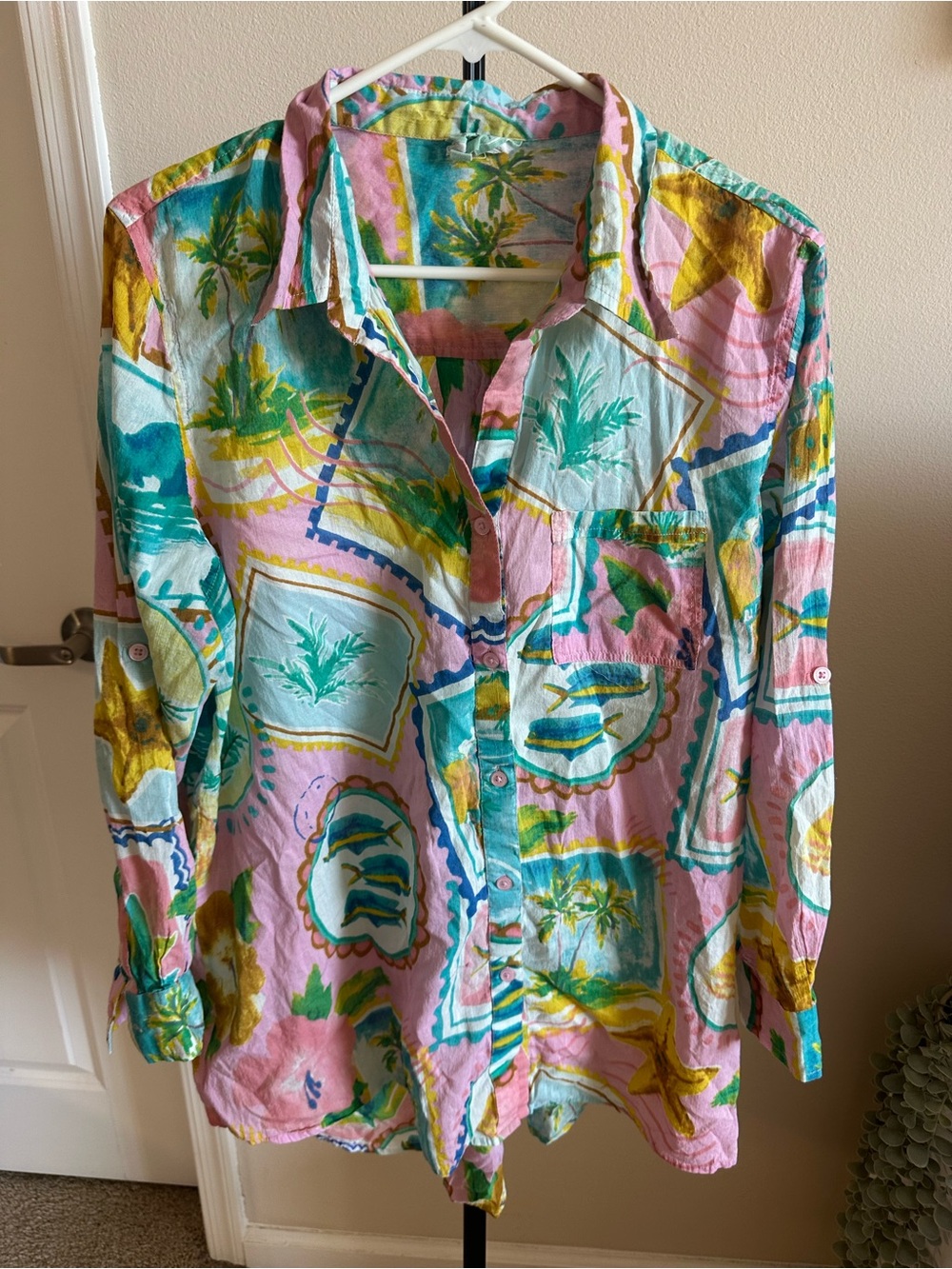 Women’s Tropical Button-Down Shirt in Pink & Teal